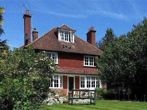 Rosemead Guest House Claygate Esterno foto